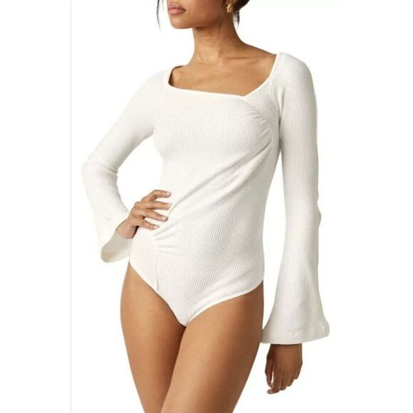 Free People On A Cloud Long Sleeve Bodysuit Womens Medium White Bell Sleeve - Picture 1 of 6